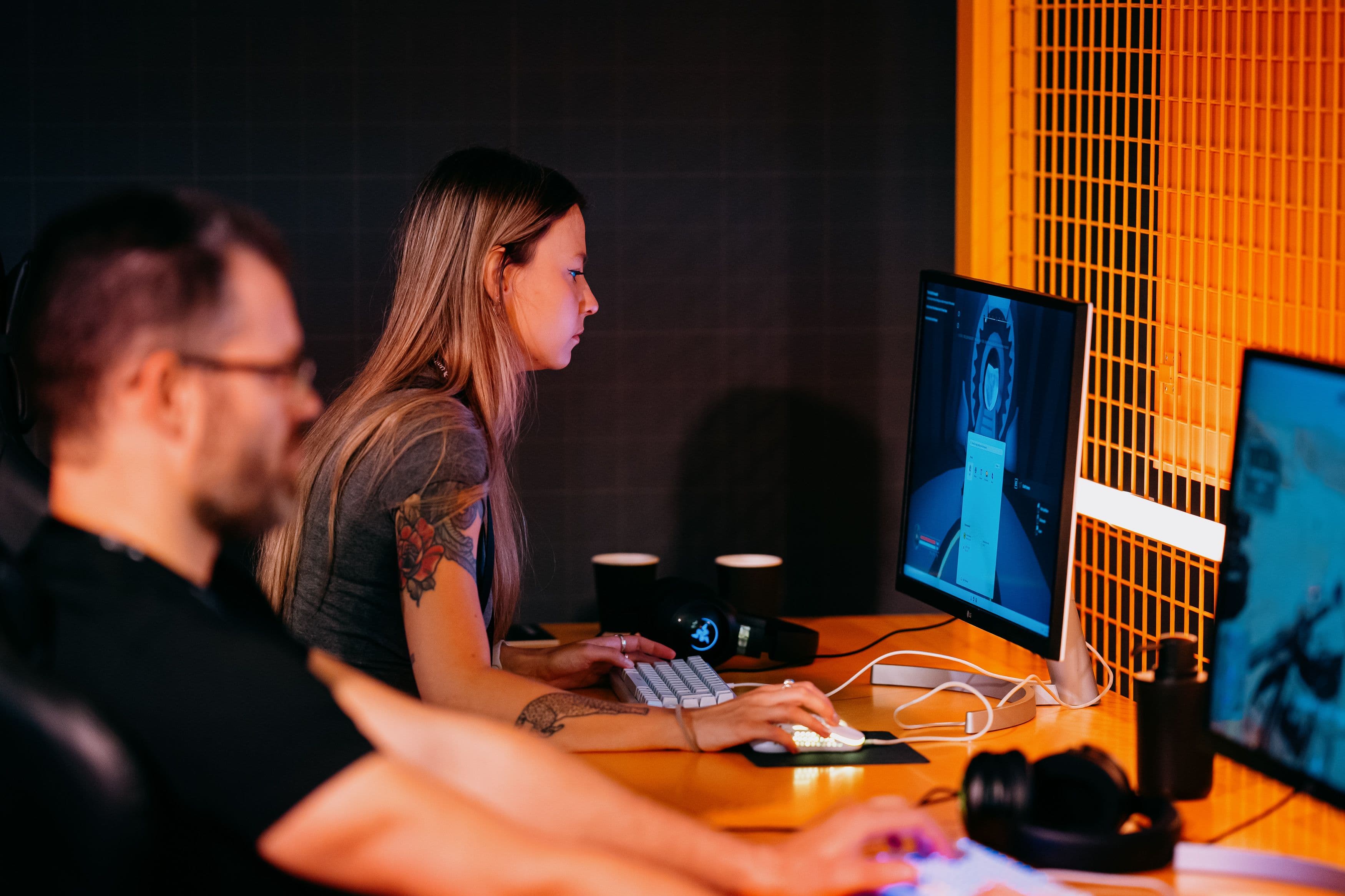 유니티로 제작된 다양한 게임 컬렉션을 경험할 수 있는 Made with Unity 쇼케이스를 탐험하세요. 인디 보석부터 글로벌 메가 히트까지, 개발자들이 유니티로 어떻게 그들의 비전을 실현하고 있는지 확인하세요.